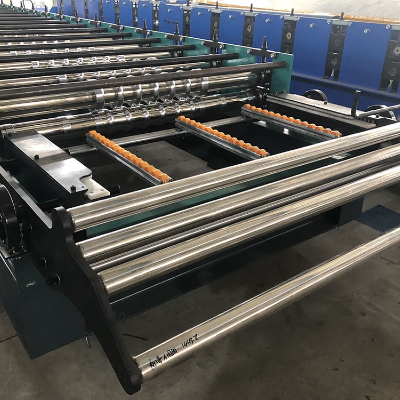 roofing sheet machine (6).jpg